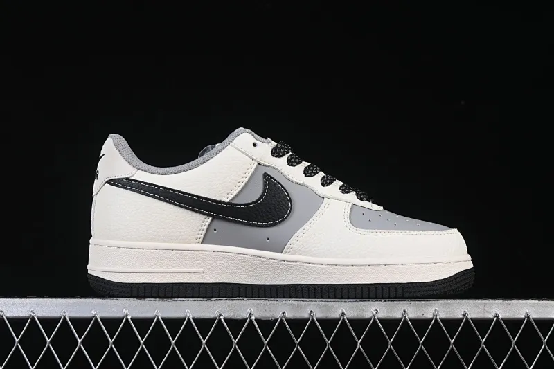 All categories Nk Air Force 1 Air Force series Nk Air Force 1 Low Air Force low-top Nike Air Force 1'07 Low Stusi co-branded beige, black and gray stitching Air Force 1 low-top casual sneakers JS8028-017